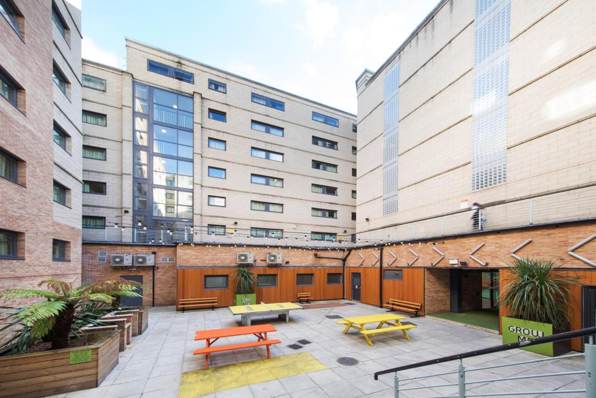 For Students Only Exchange Works In Centre Apartment