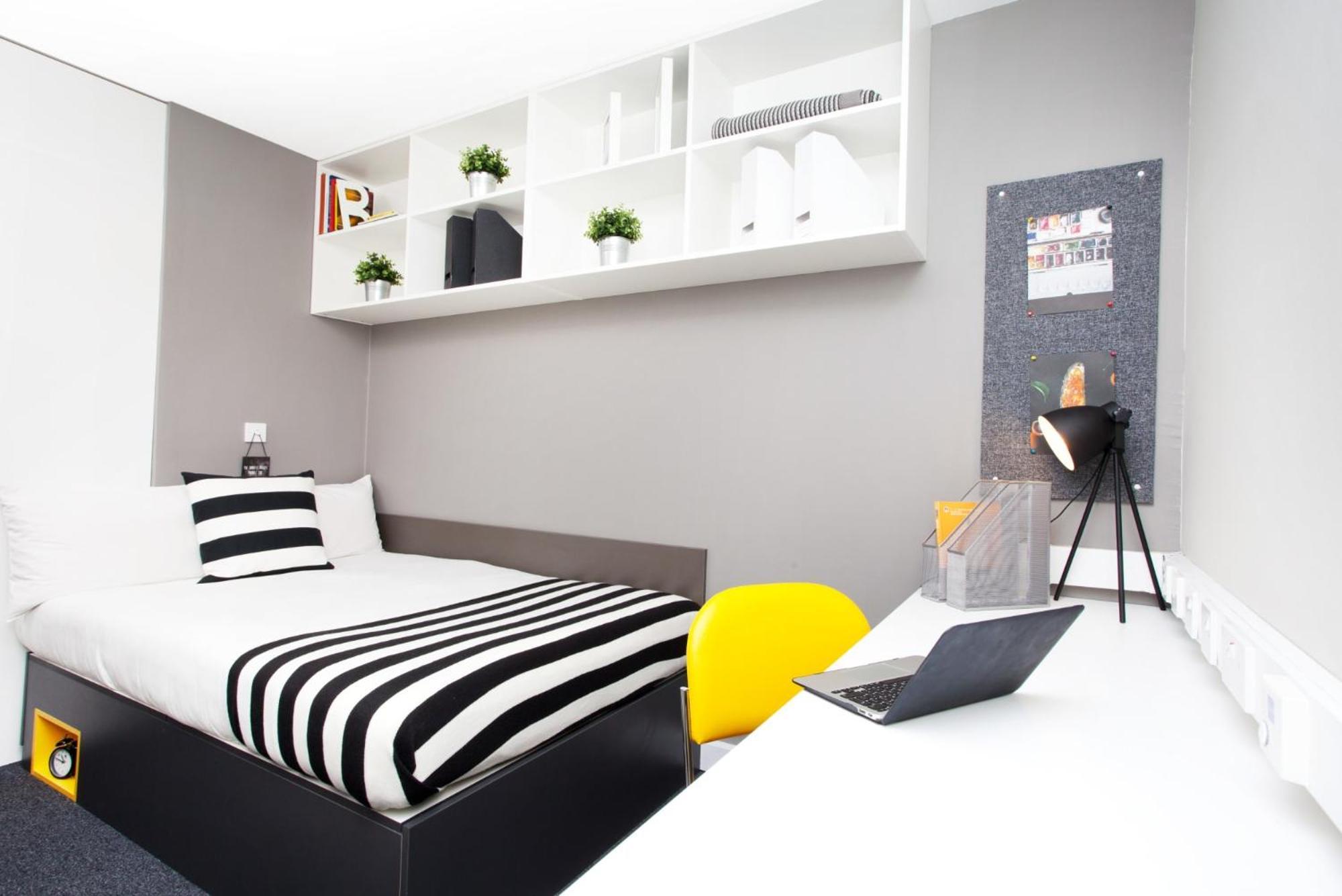 Apartment For Students Only Exchange Works In Centre Sheffield