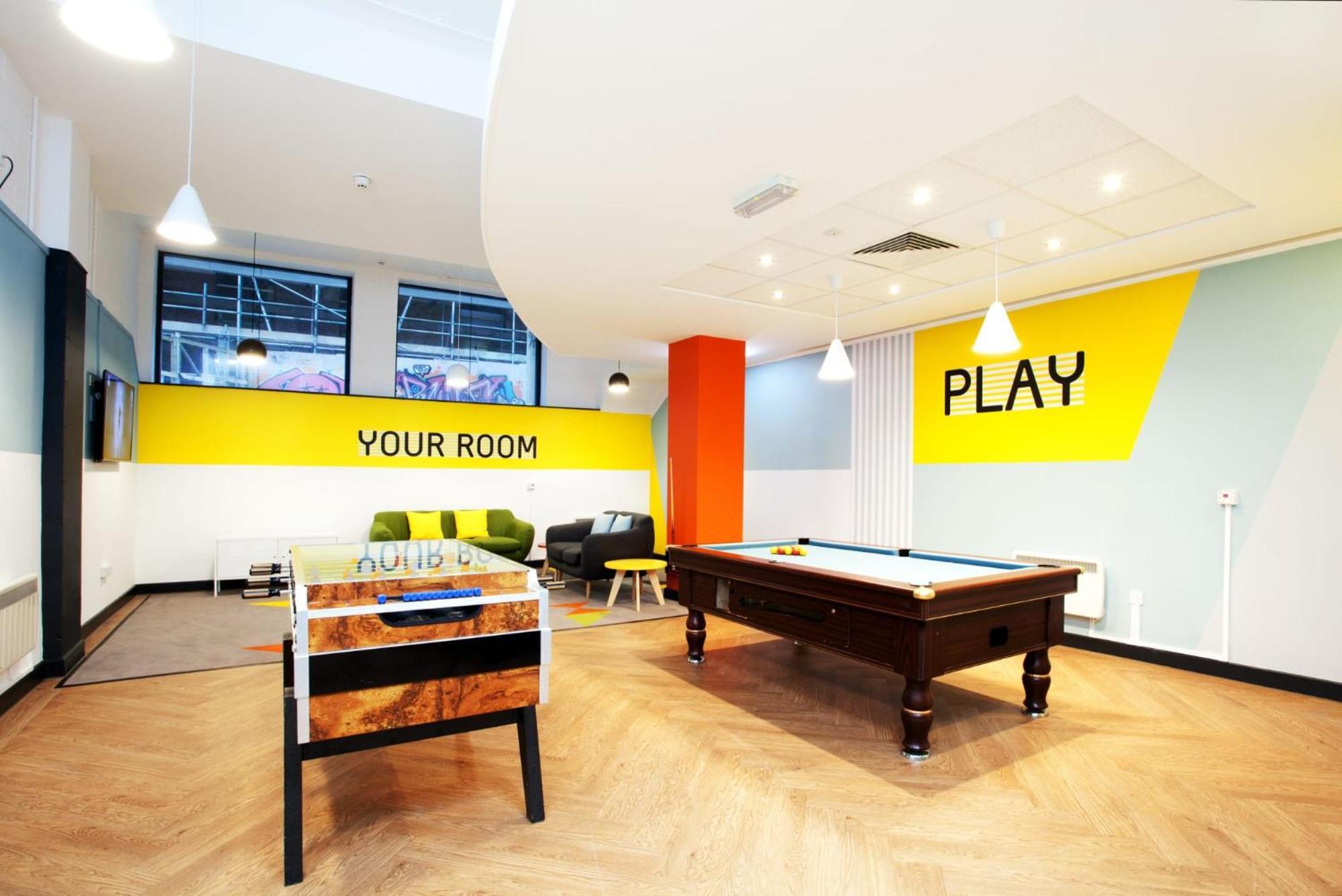 Apartment For Students Only Exchange Works In Centre *